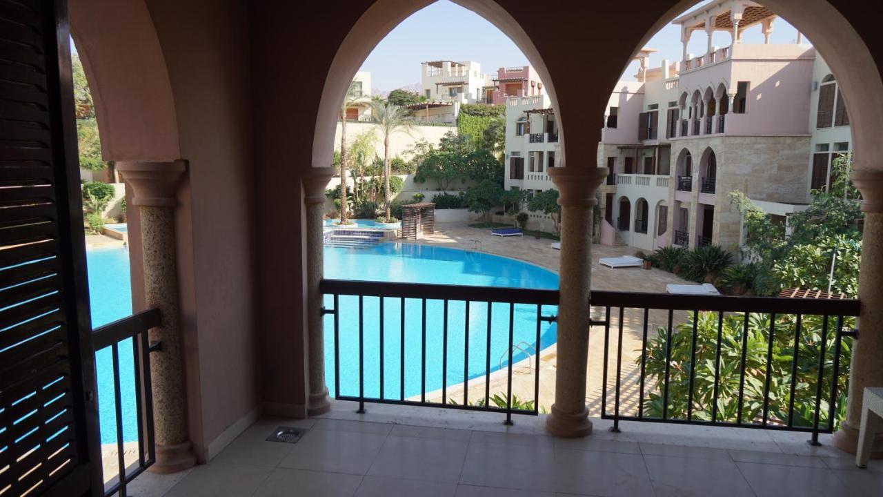Romantic Chalet Between Swimming Pools And Close To The Seashore Aqaba Bagian luar foto