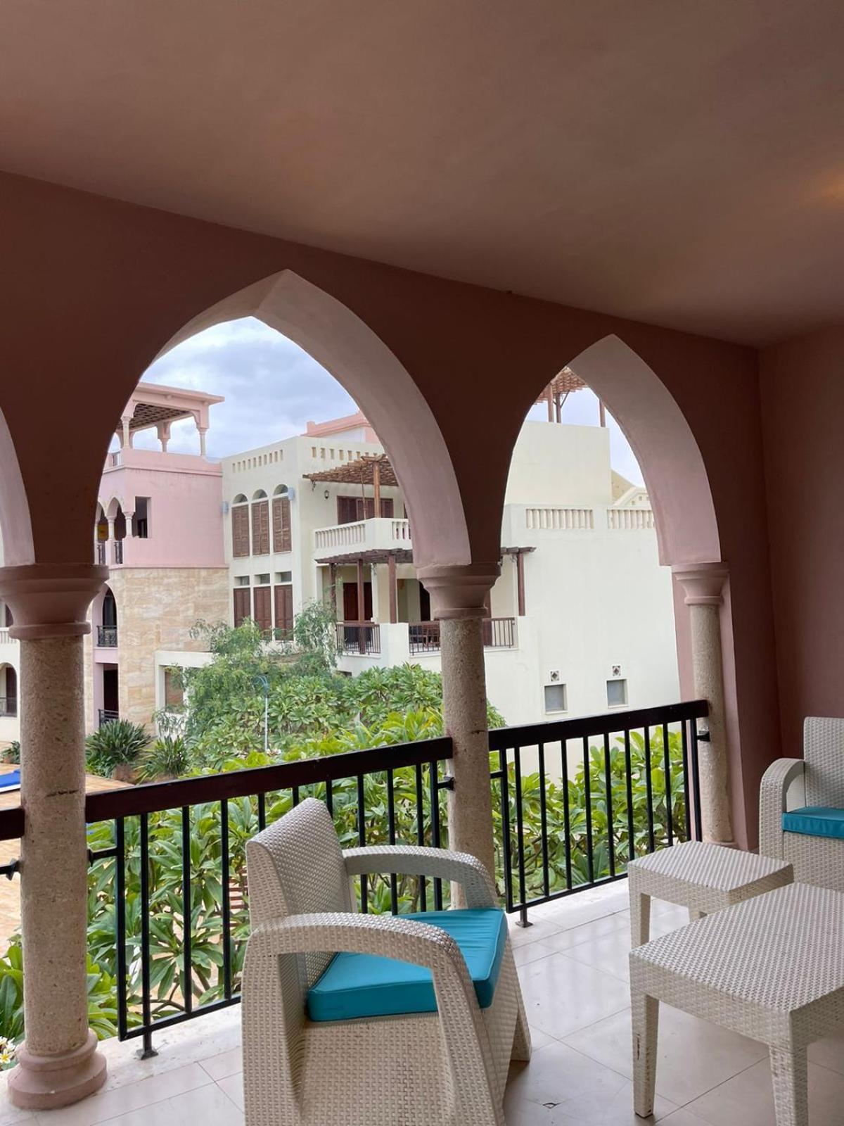 Romantic Chalet Between Swimming Pools And Close To The Seashore Aqaba Bagian luar foto